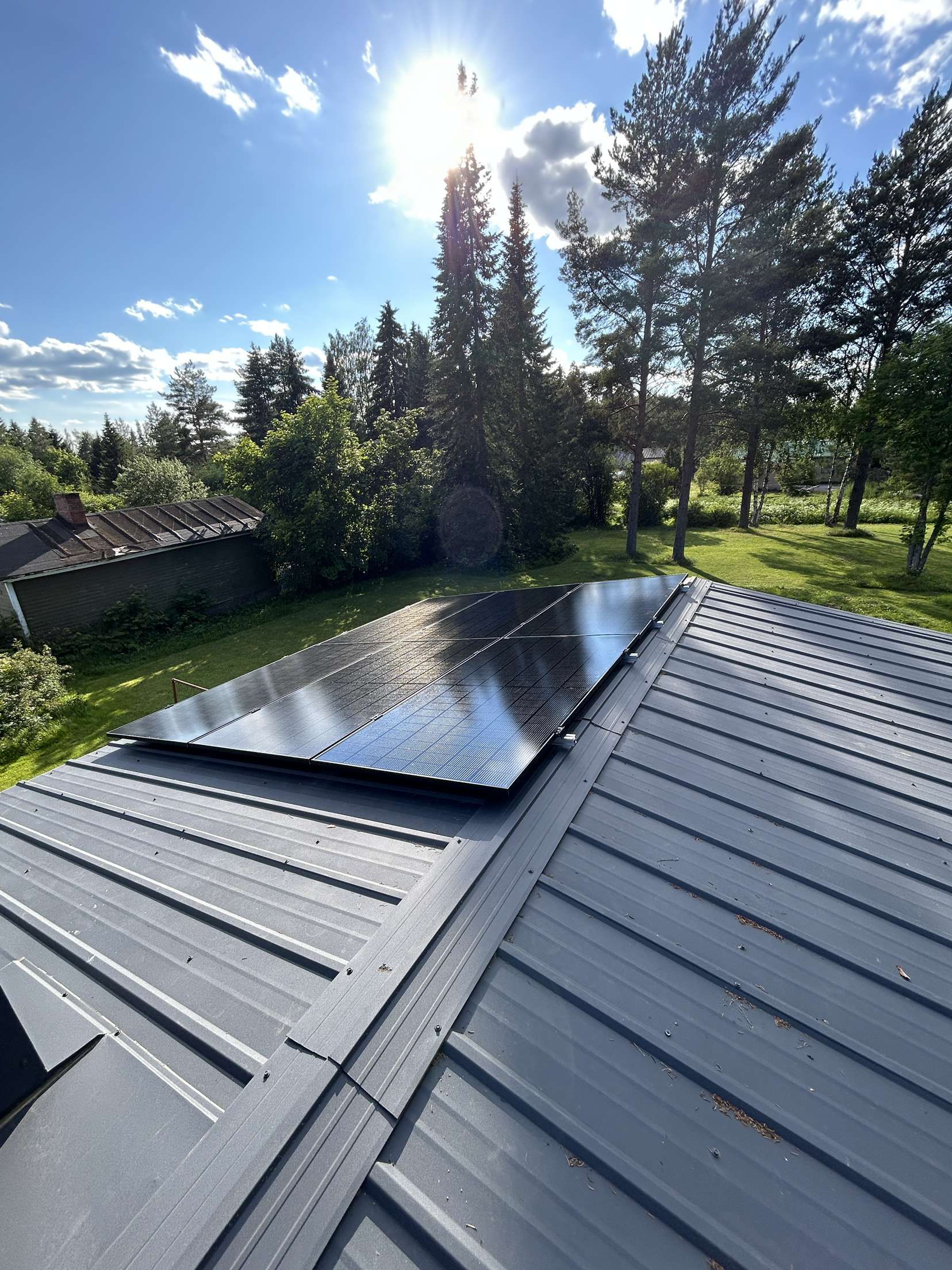Aurinkosähköjärjestelmä